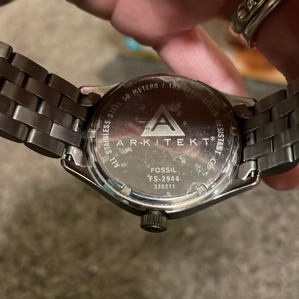 Fossil Watch - Picture 3 of 3
